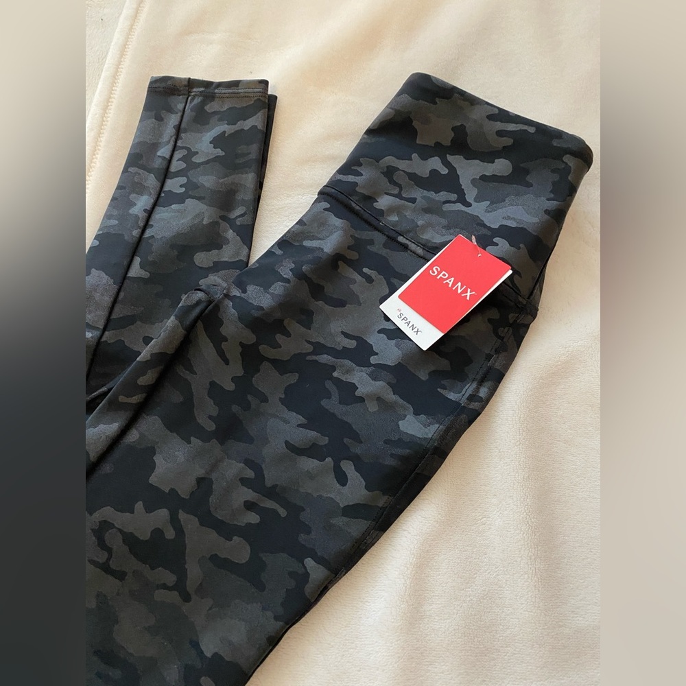 Faux leather camo spanx size M